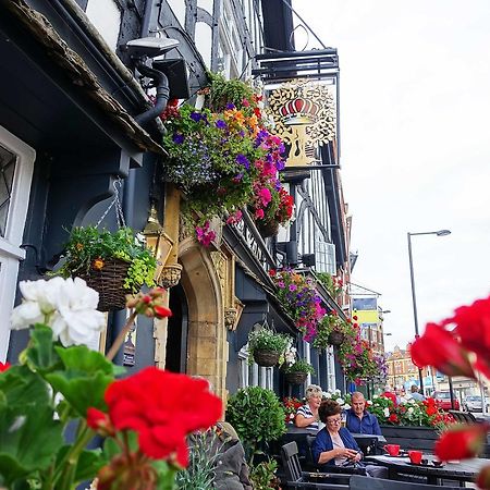 Отель The Royal Oak Ившем Экстерьер фото